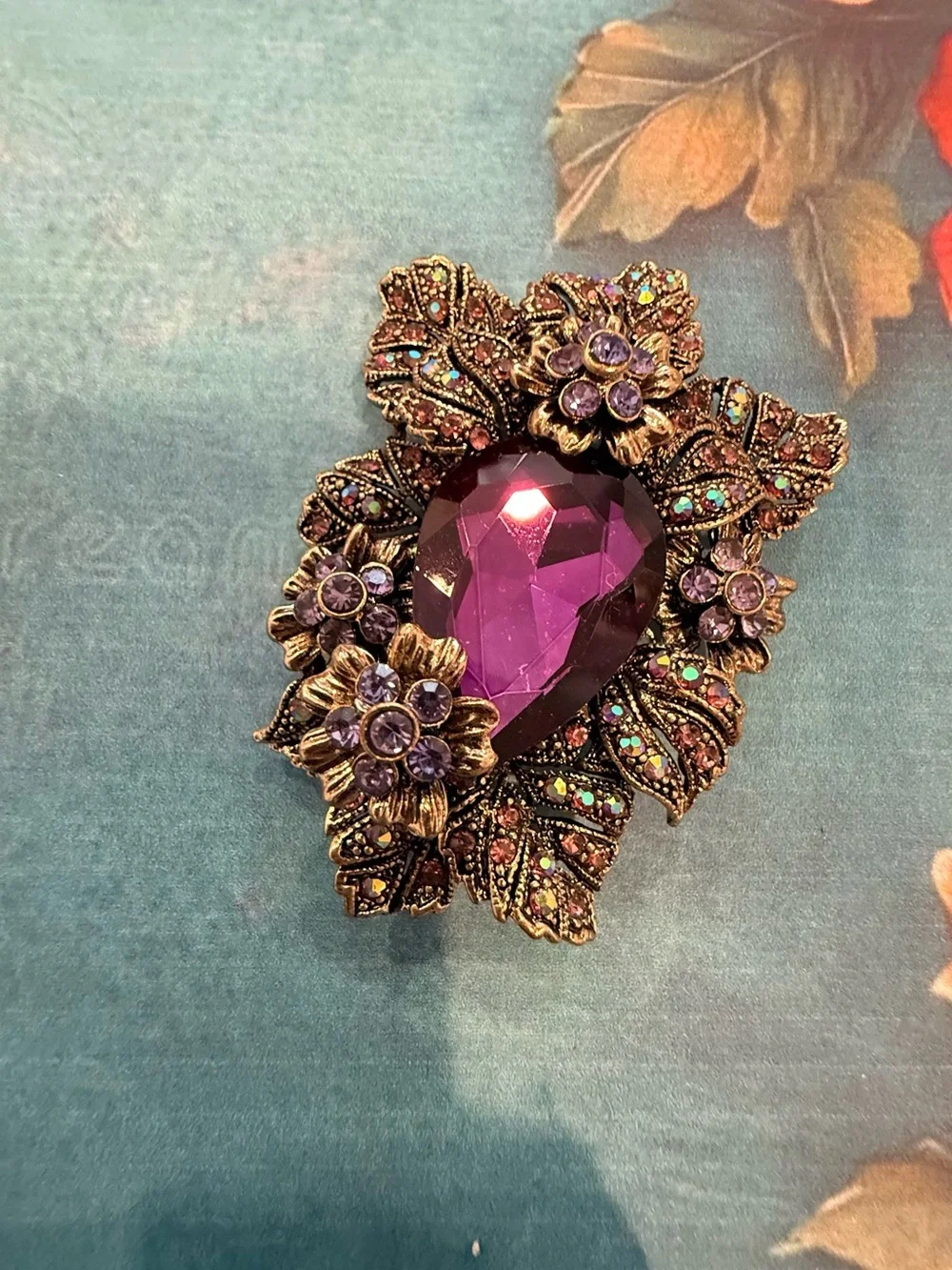 Vintage-Inspired Purple Heart Floral Statement Brooch